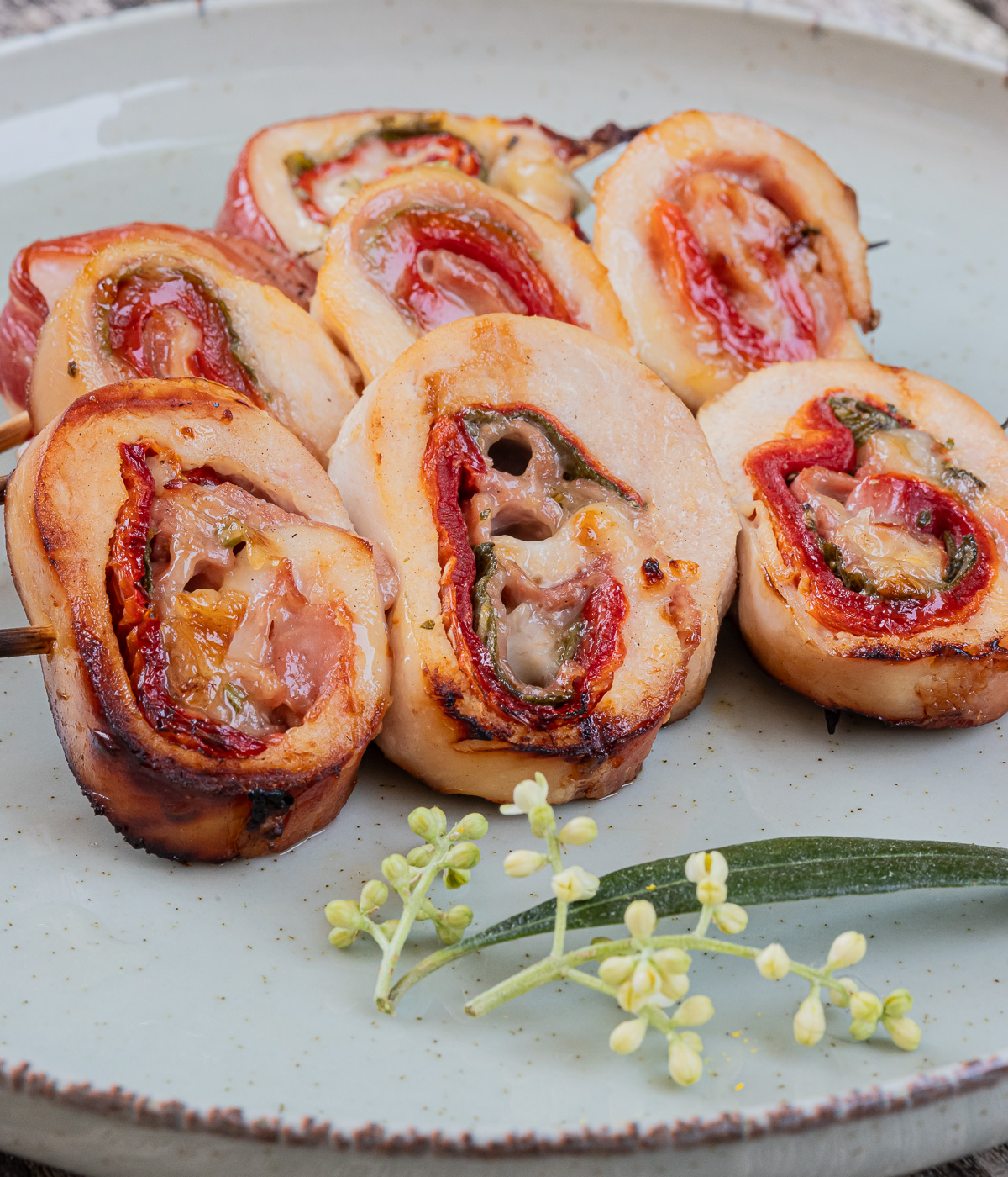 gevulde kip met geroosterde paprika en prosciuto