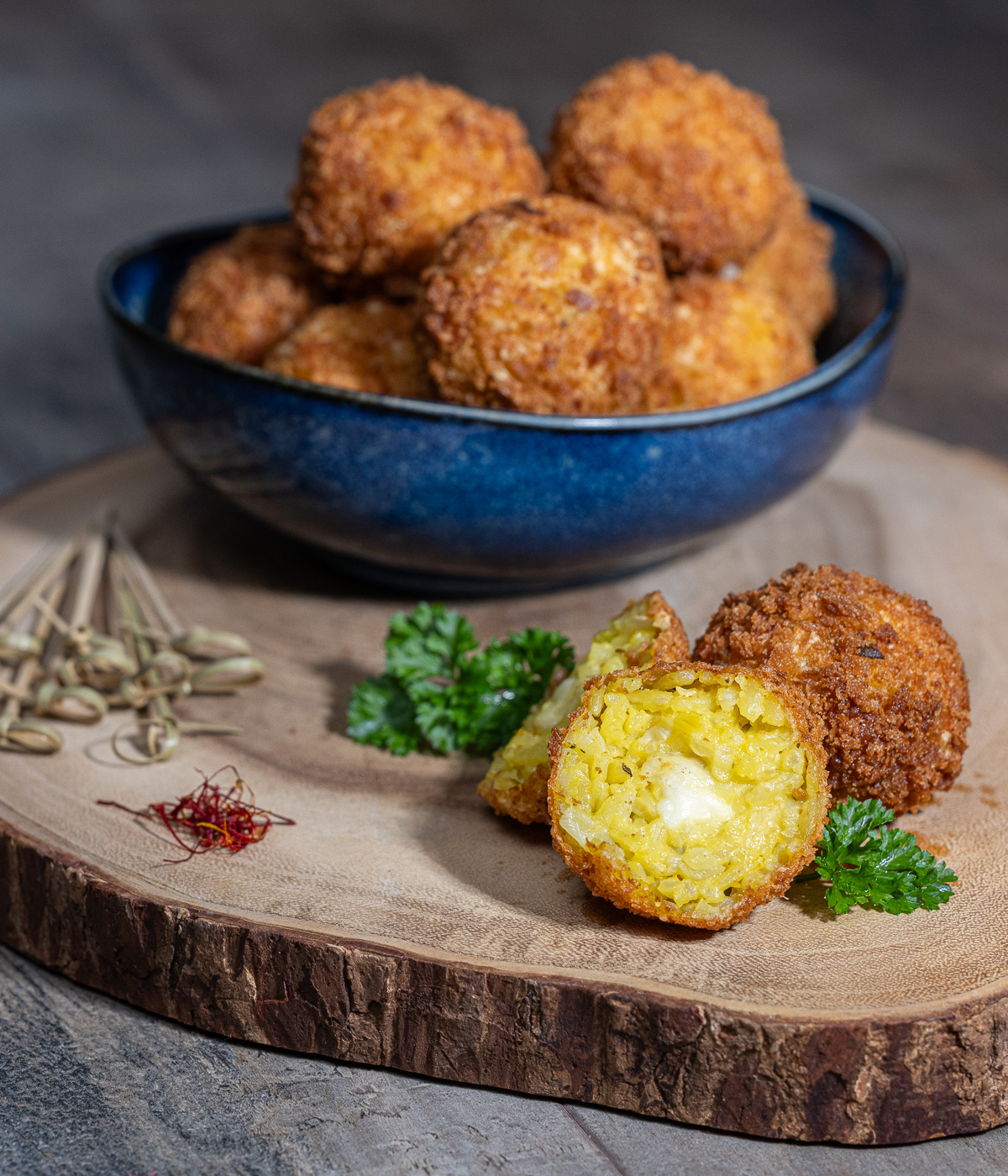 Aracini een Siciliaans risottoballetje