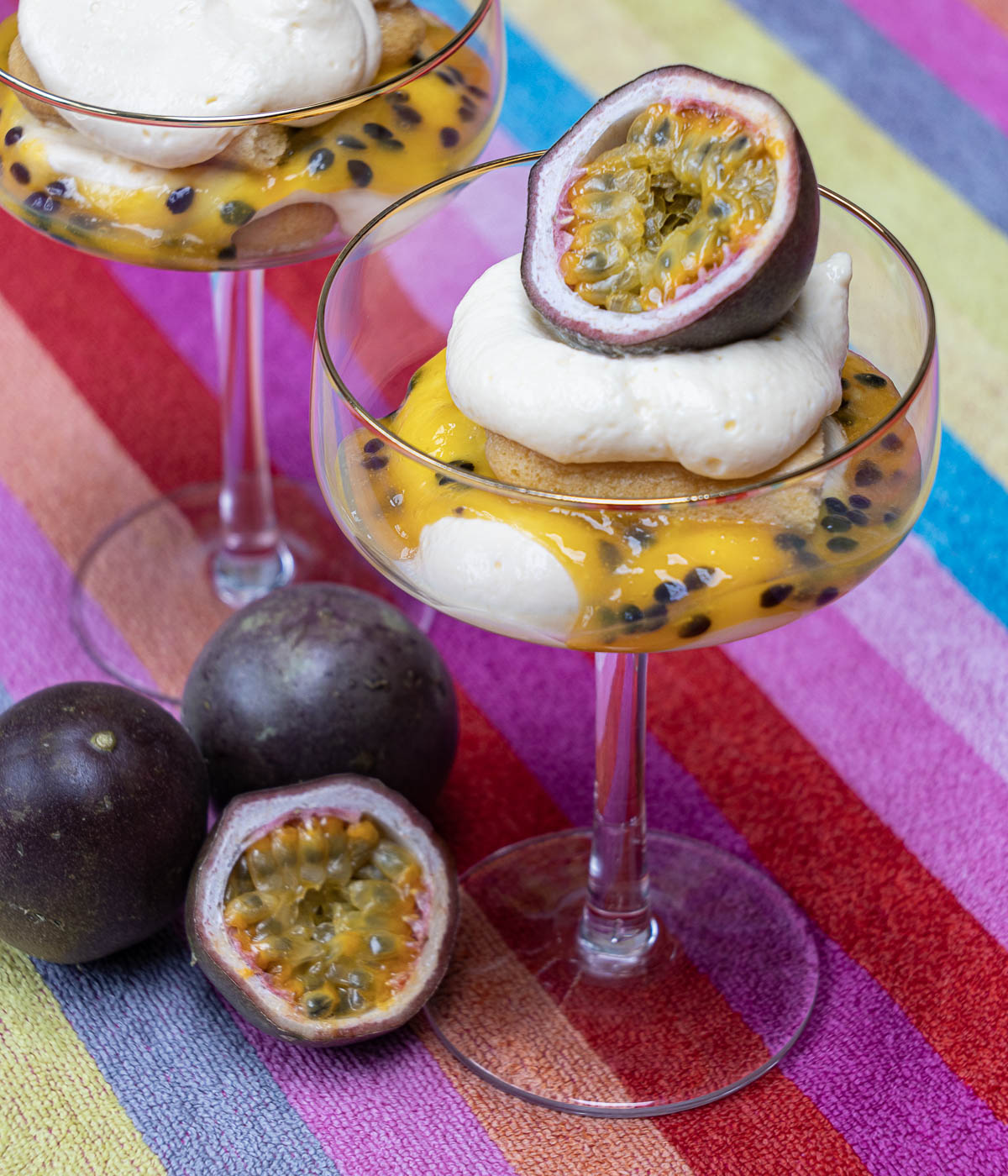 een cocktail gemaakt van vanille wodka, passoa, passievruchtsap, limoen en passievrucht.